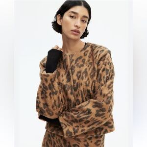 H&M Leopard Print Boxy Cropped Jacket Size large Bold Animal Print Chic